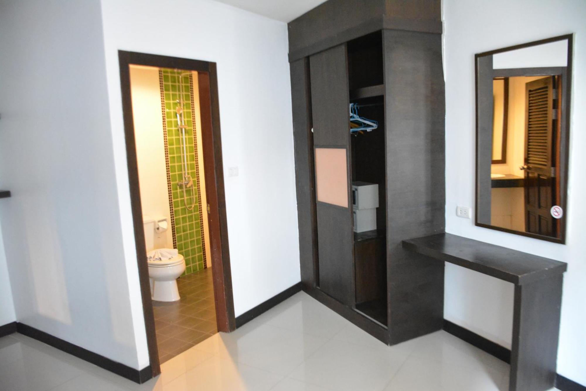 Zephyr Grand Hotel Patong 外观 照片
