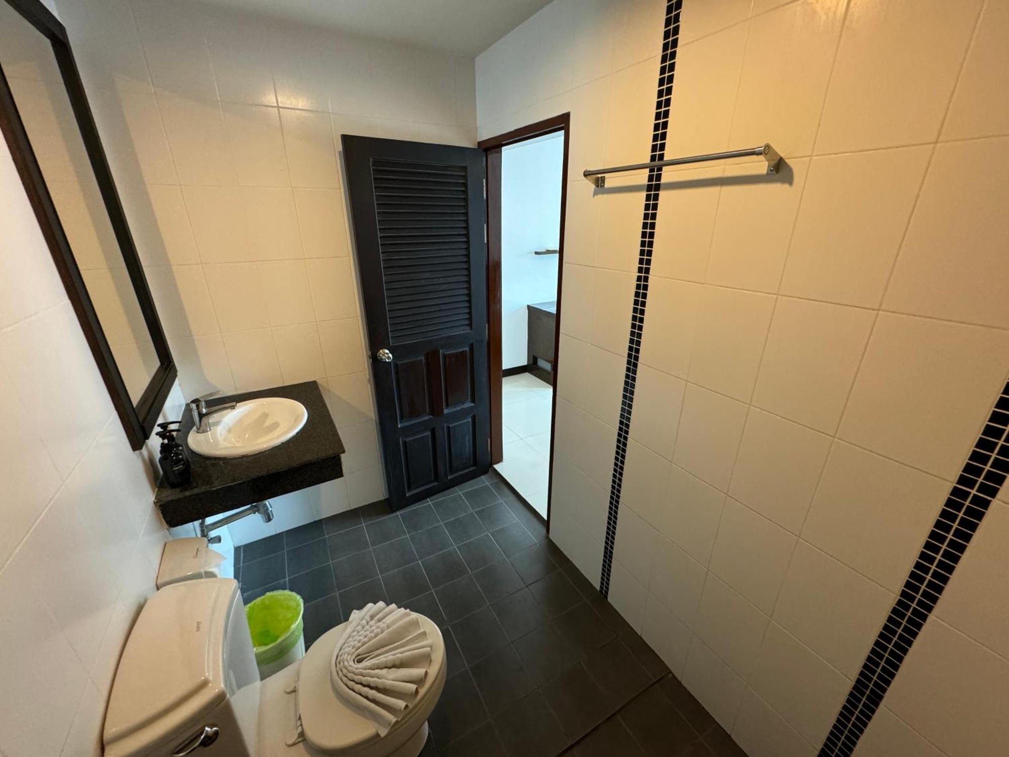 Zephyr Grand Hotel Patong 外观 照片